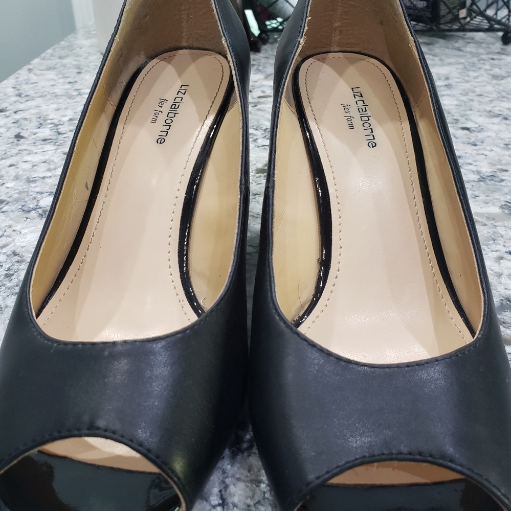 Liz Claiborne Peep Toe Wedges/Black